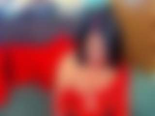Live cam show with LauraSin - Outside on Gym Cam Girls