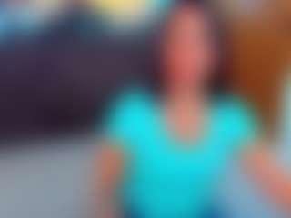 Live cam show with LauraSin - Costume on CamwithHer
