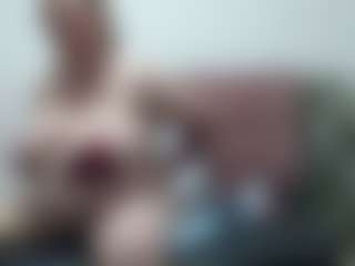 Live cam show with Allyyson-sweet - Ahegao on StripNow