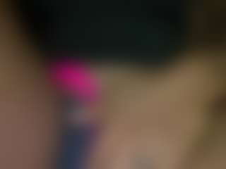 Live cam show with Exotica - Hippie on instabang