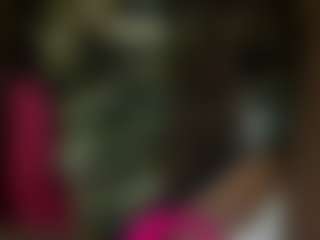 Live cam show with Exotica - Queen on livesuperchat.net