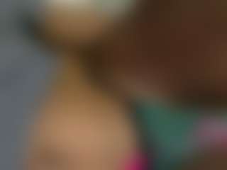 Live cam show with Exotica - Queen on Camsoda