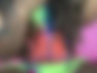 Live cam show with Exotica - Long Hair on Livezox