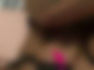 Live cam show with Exotica - Pegging on Chatstar