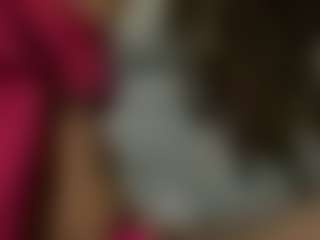 Live cam show with Exotica - Queen on intimatelivegirls.com