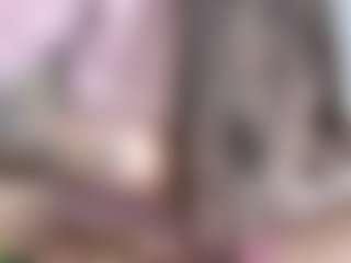 Divine's Live Sex Cam Show