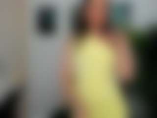 Live cam show with HappySmileee - Small Tits on TeamSkeetLive