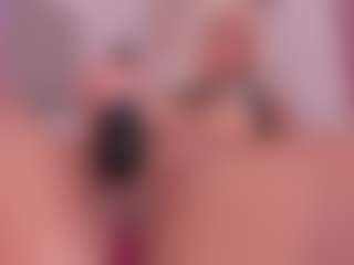 Live cam show with Shelynna - Striptease Latina on Big Tits | colombia