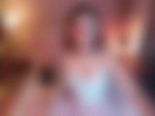Live cam show with anniesweet01 - Smoking on Uber Horny