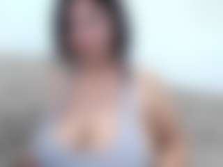 Live cam show with Miah Collings - Camel Toe on fuck-show.com