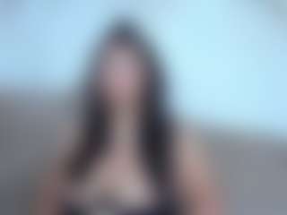 Live cam show with Miah Collings - Hairy Pussy on livesuperchat.net
