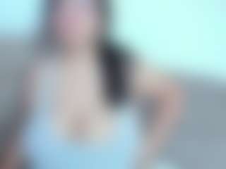 Live cam show with Miah Collings - Camel Toe on Mixed Magazine Live