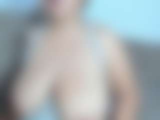 Live cam show with Miah Collings - BBW on liverealitysex.com