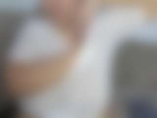Live cam show with Miah Collings - Anal on Camsoda