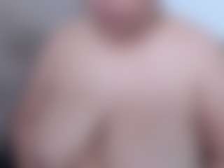 Live cam show with Miah Collings - Camel Toe on slutload