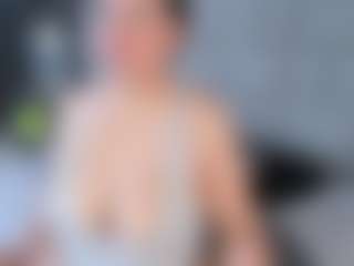 Live cam show with Miah Collings - Hairy Pussy Brown Hair on fapnchat