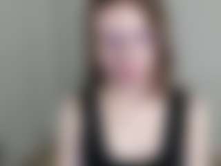 Live cam show with MiaxLust - Flirt on TeamSkeetLive