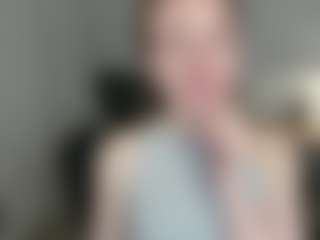 Live cam show with MiaxLust - Sporty on Instabang