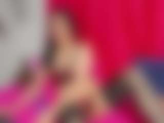 scarlett40 MILF webcam performer live streaming