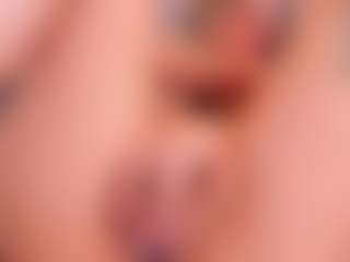 Live cam show with magic-rouse - Glasses on live18s.com