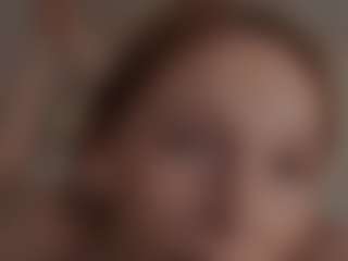 Live cam show with Mia Mermaid - Ginger on anonymated.com