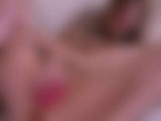 Live cam show with Mia Mermaid - Ginger on MyBangCams