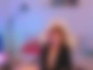 MiaGingerRose's Live Sex Cam Show