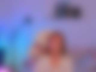 MiaGingerRose's Live Sex Cam Show