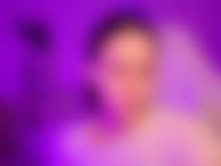 Live cam show with MollyHugs - Babygirl on CamClone