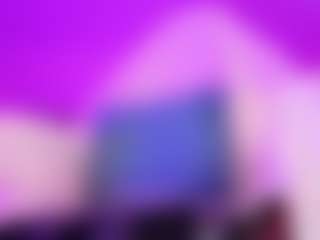 Live cam show with MollyHugs - Student on Camsoda