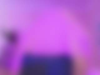 Live cam show with MollyHugs - Student on ObeyMaria