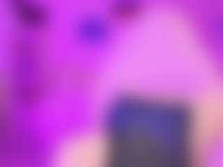 Live cam show with MollyHugs - Princess on madthumbs