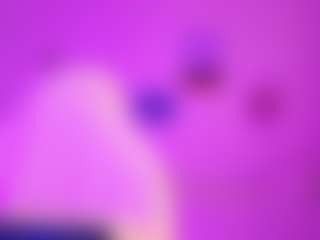 Live cam show with MollyHugs - Babygirl on CamwithHer