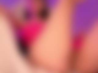 Show in cam erotica live di MollyHugs