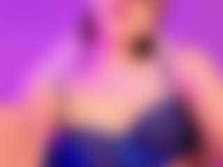 Live cam show with MollyHugs - Roleplay on Camsoda