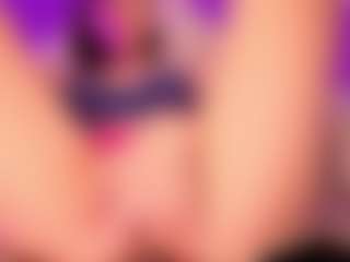 Live cam show with MollyHugs - Roleplay on Camsoda