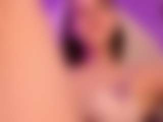 Live cam show with MollyHugs - Thin on Cam Slut