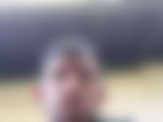 two009's Live Sex Cam Show