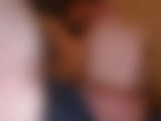 two009s Live-Sex-Cam-Show