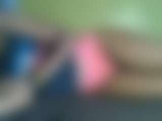 avrilhyn's Live Sex Cam Show