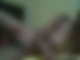 Live cam show with avrilhyn - Ebony on Pornisteam.com | kenya