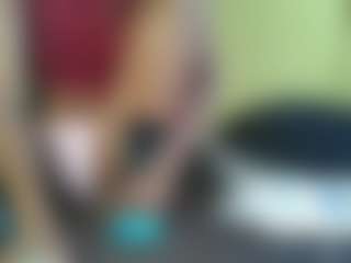 avrilhyn's Live Sex Cam Show