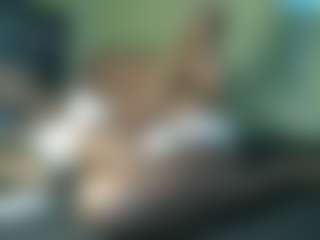 Live cam show with avrilhyn - Ebony on infinitiblacc.com | kenya