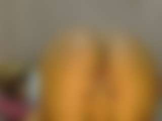 avrilhyn's Live Sex Cam Show