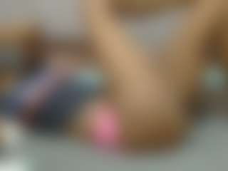Live cam show with avrilhyn - Gape on Camsoda Late Night