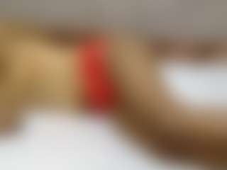 avrilhyn's Live Sex Cam Show