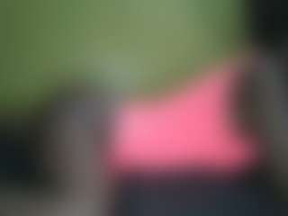 Live cam show with avrilhyn - Camel Toe on slutload