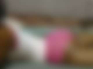 Live cam show with avrilhyn - Ebony on fapnchat | kenya