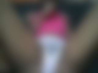 avrilhyn's Live Sex Cam Show