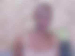 EbonyOlive69's Live Sex Cam Show